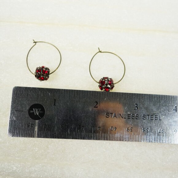 Red Ball Loop Earrings Shine Classic - Picture 4 of 4